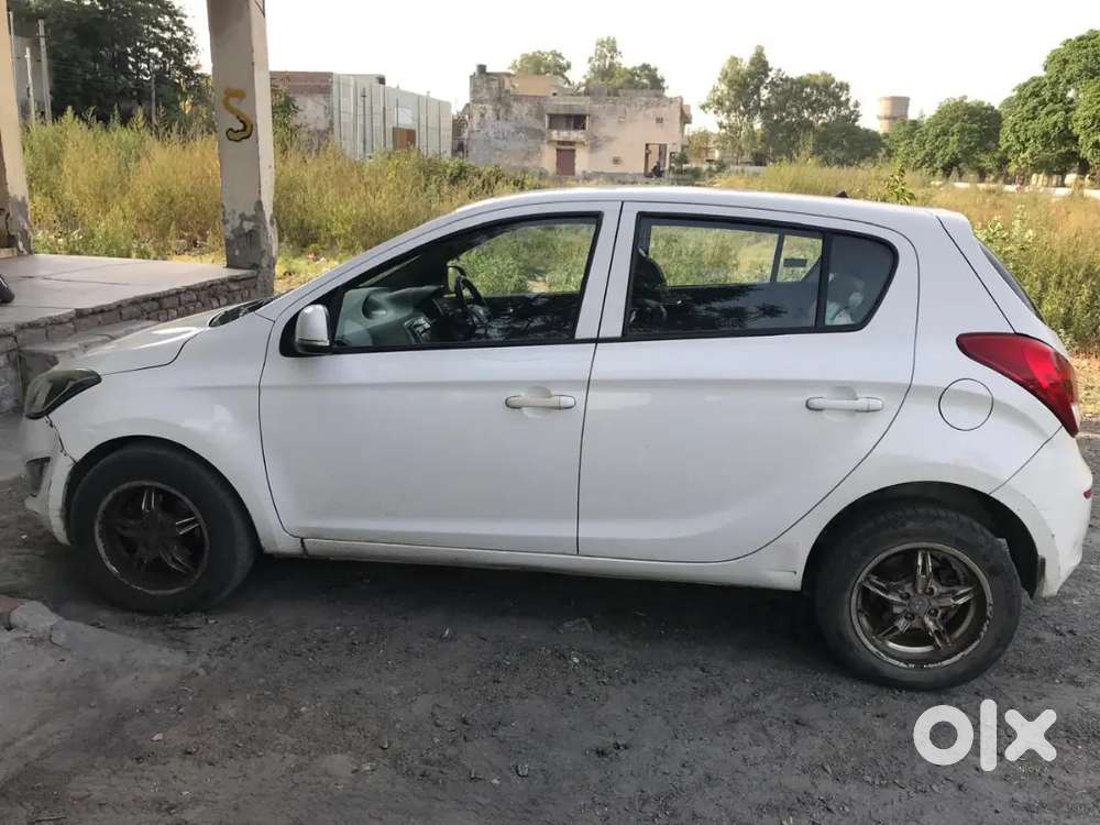 Hyundai I20 2013 Diesel 105000 Km Driven