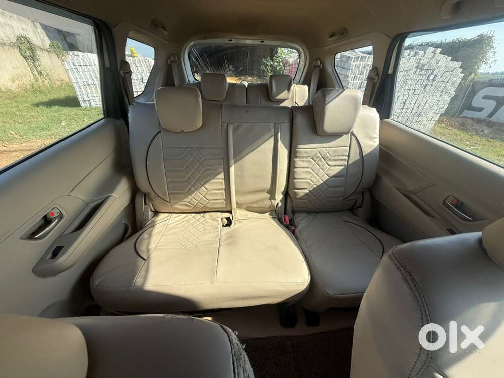 Maruti Suzuki Ertiga Vxi Cng 2025