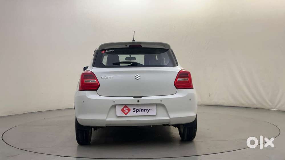 Maruti Suzuki Swift Amt Zxi, 2022, Petrol