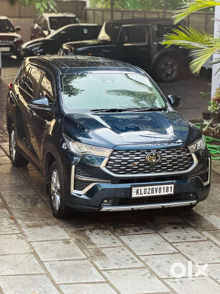 Toyota Innova Hycross 2.0 Zx (o) Hybrid 7 Str, 2024, Petrol