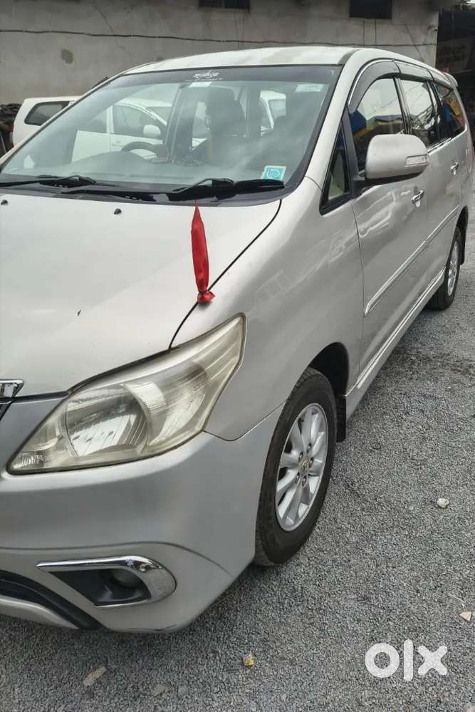 Toyota Innova 2.5 Vx 2012