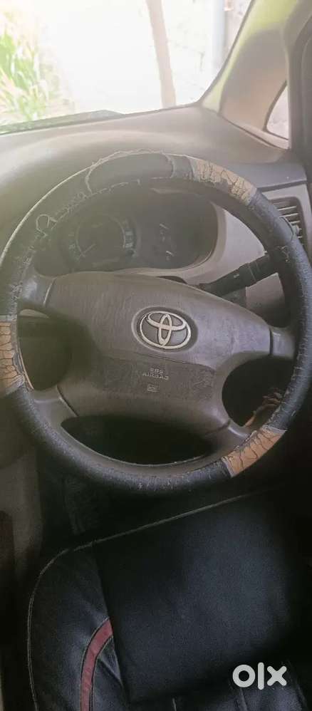 Toyota Innova 2008 Diesel 210000 Km Driven