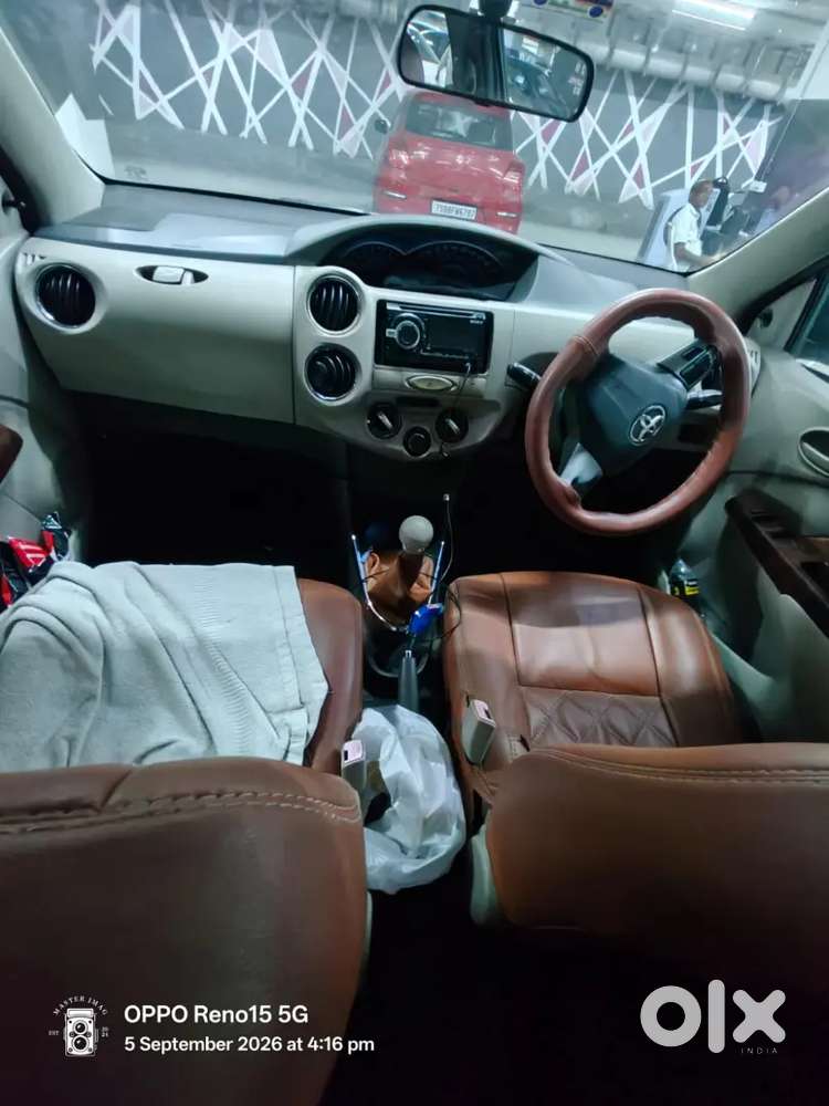 Toyota Etios V 2014