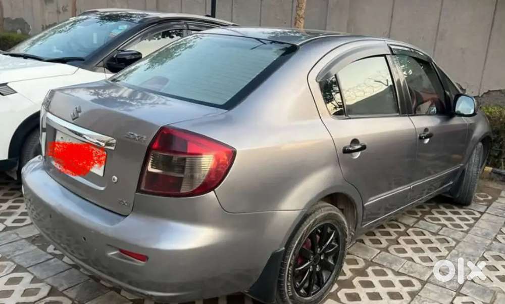 Maruti Suzuki Sx4 Zxi 2013 August 2 Years Left Excellent Condition