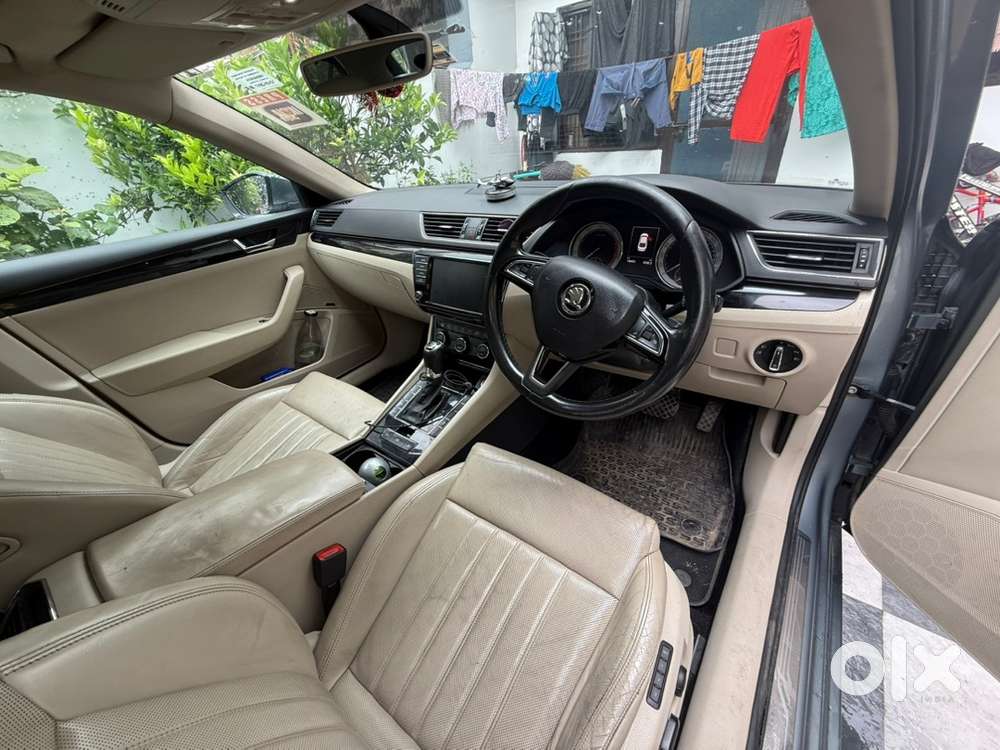 Skoda Superb 2017 Petrol Well Maintained
