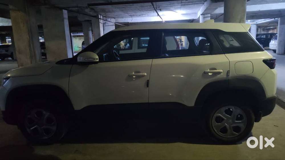 Maruti Suzuki Brezza 2024 Petrol Well Maintained