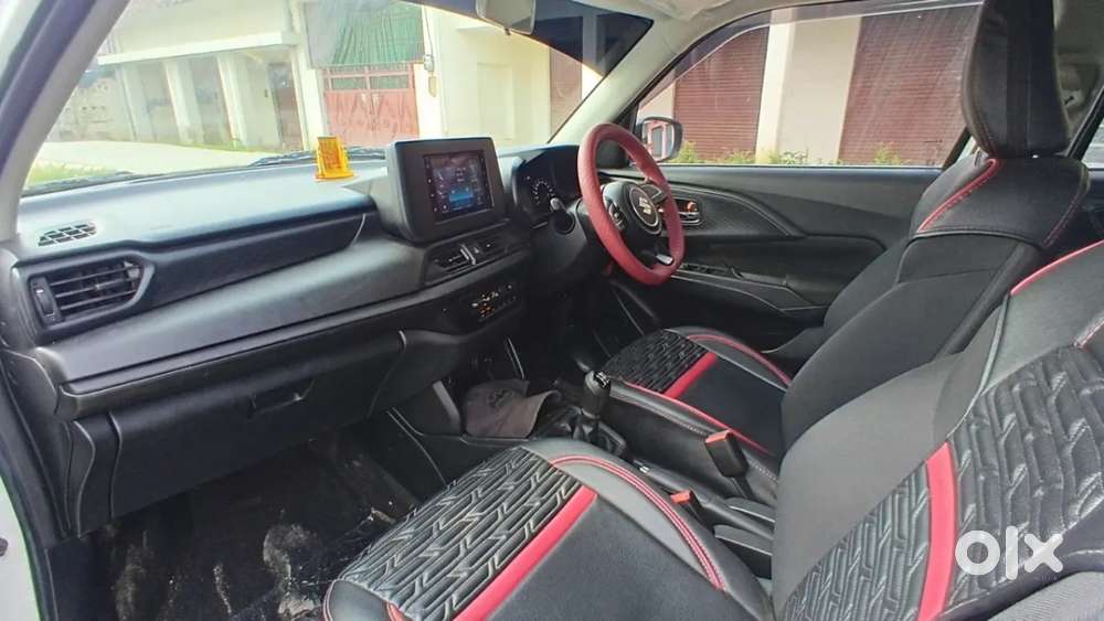 Maruti Suzuki Swift Vxi, 2024, Petrol