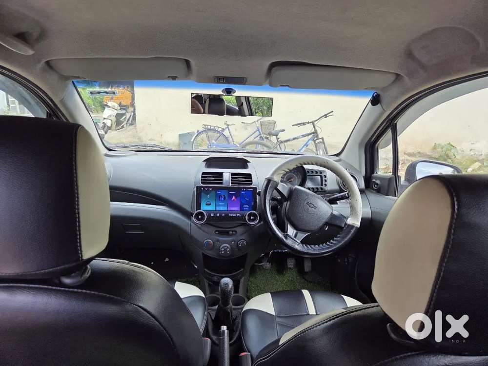 Chevrolet Beat Petrol 2010