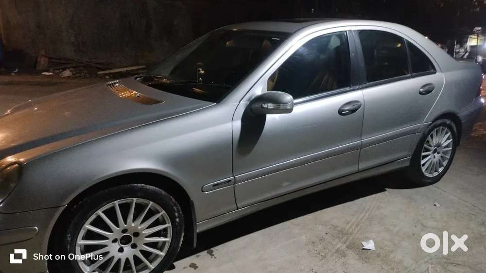 Mercedes-benz C-class 2005 Petrol Well Maintained