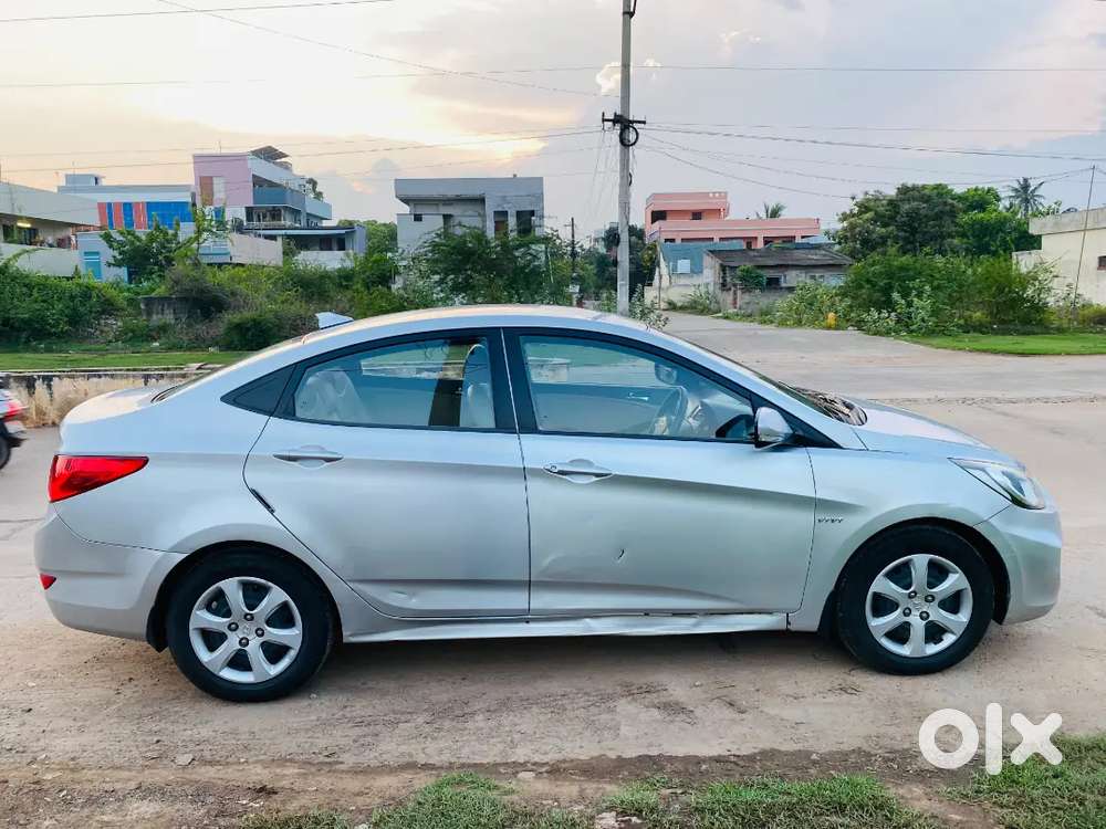 Hyundai Verna Ex Petrol 2012