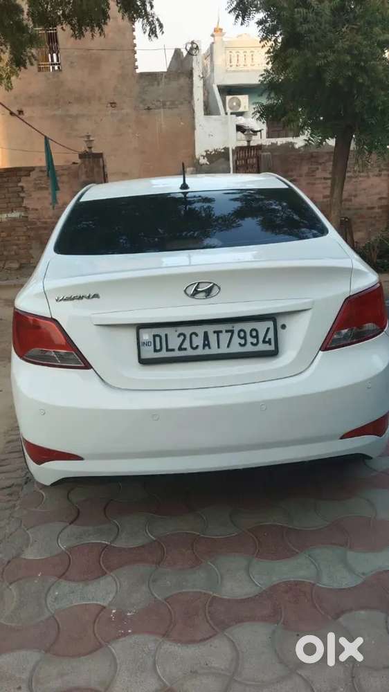 Hyundai Verna 2015 Petrol A One Condition 77000 Km Driven