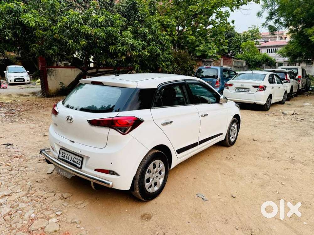 Hyundai Elite I20 Sportz (o) 1.2, 2018, Petrol