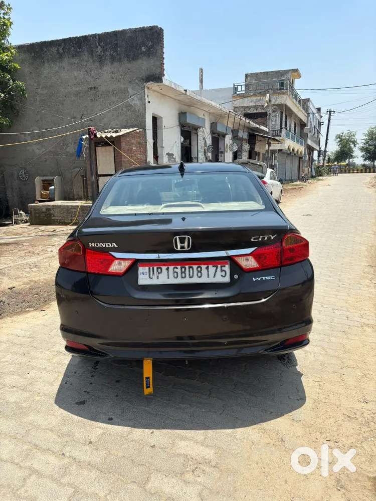 Honda City Petrol Manual 2016 1st Onwer, Doctor Car