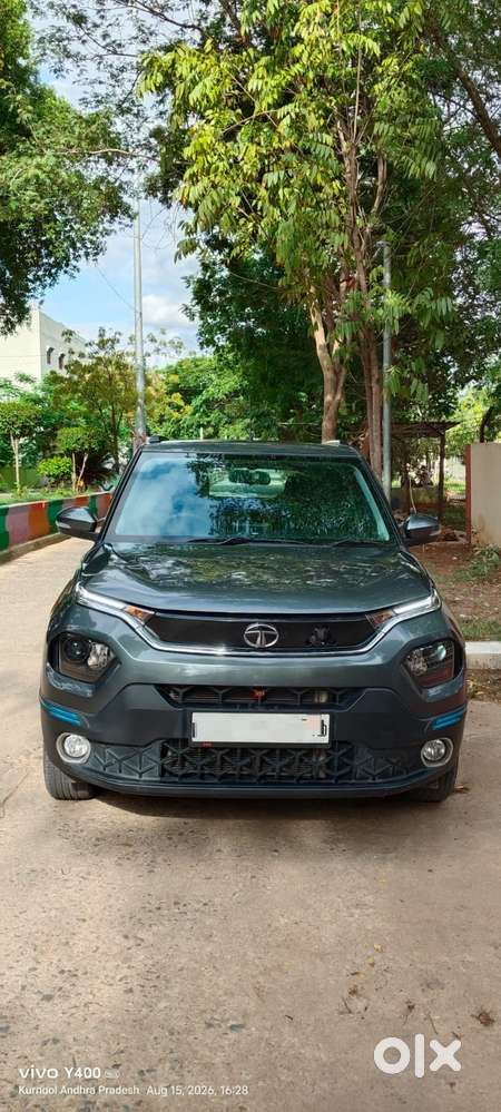 Tata Punch 1.2 Revotron Accomplished Dazzle Pack Mt, 2023, Petrol