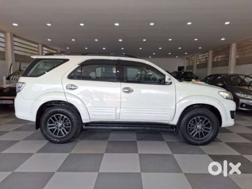 Toyota Fortuner 3.0 4x4 Manual, 2015, Diesel