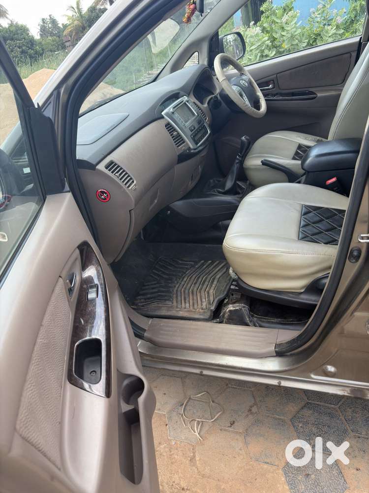Toyota Innova 2.5 V 7 Str, 2015, Diesel