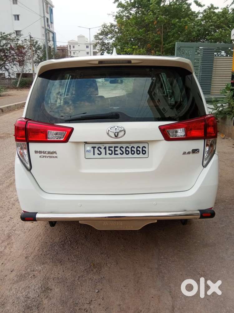 Toyota Innova Crysta 2.8z Automatic, 2017, Diesel