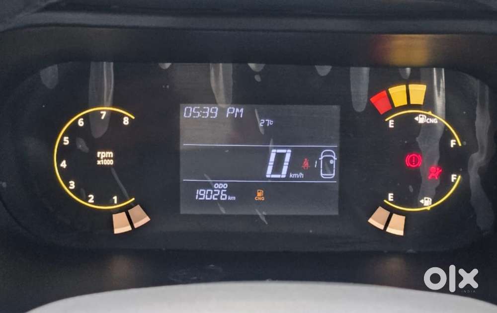Tata Nexon Creative Plus S 1.2 Revotron Petrol 6 Mt Dt, 2025, Cng & ..