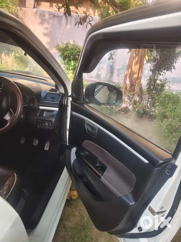 Maruti Suzuki Swift 2017 Cng & Hybrids 80000 Km Driven