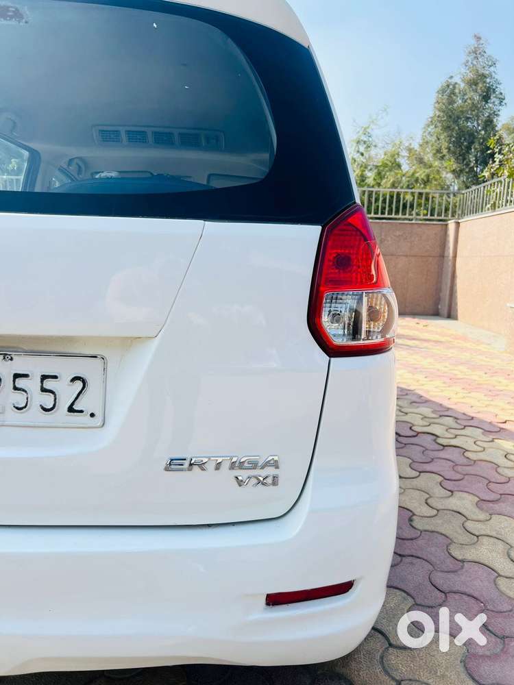 Maruti Suzuki Ertiga Vxi Shvs, 2015, Petrol