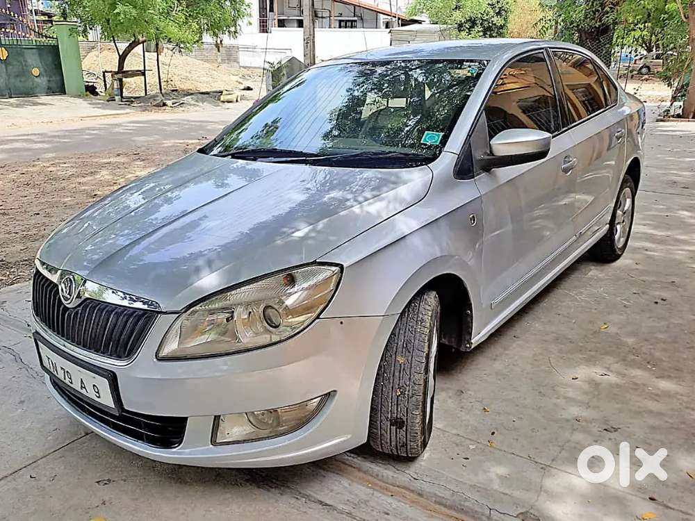 Skoda Rapid Elegance 2014 Diesel Manual