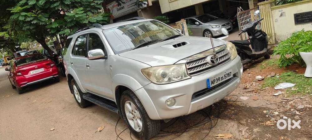 Toyota Fortuner 3.0 4x4 Manual, 2009, Diesel