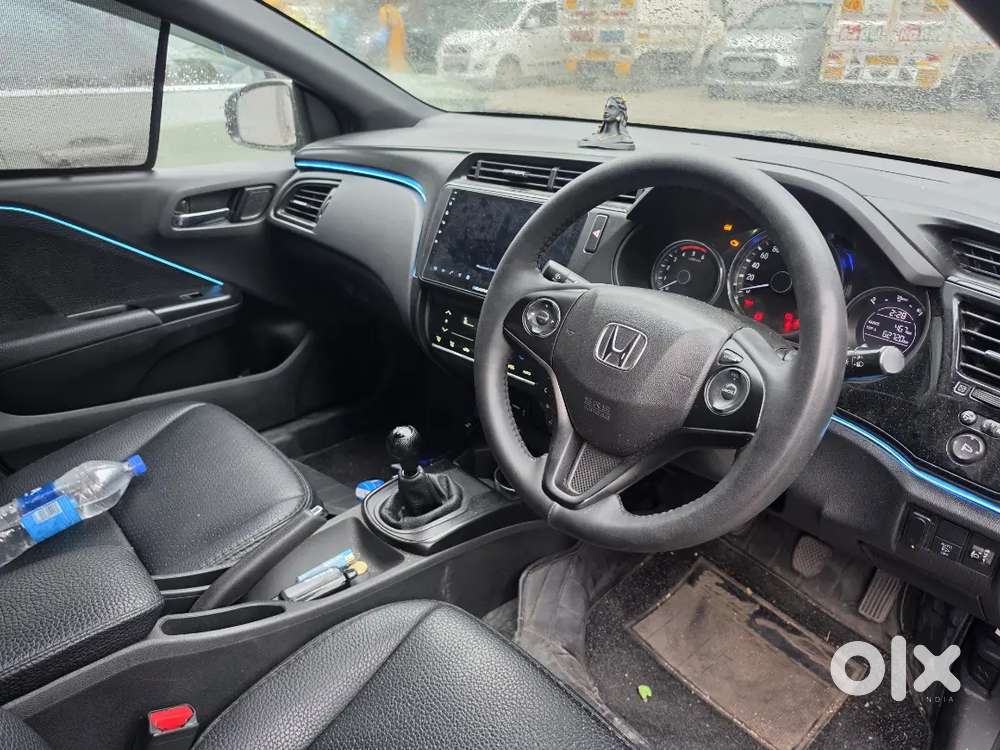 Selling The Honda City With Mind Condition And Complete New Interior
