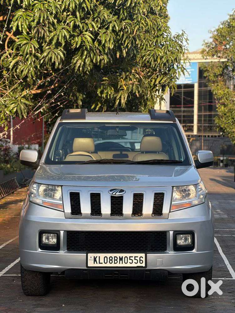 Mahindra Tuv 300 T8 Amt (automatic), 2017, Diesel