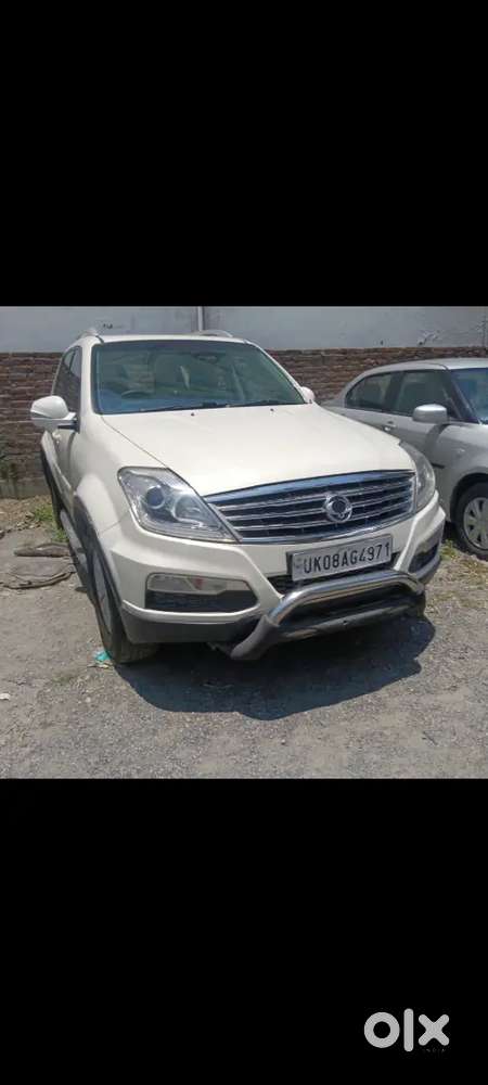 Mahindra Ssangyong Rexton 2014 Diesel 84000 Km Driven