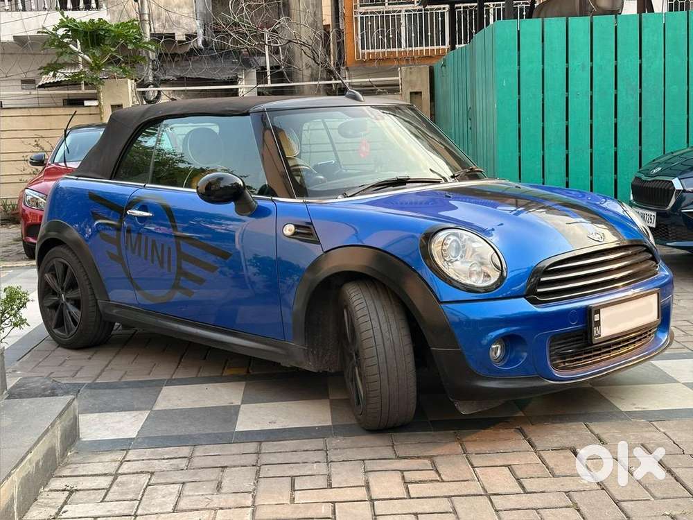 Mini Cooper Convertible 2015 Petrol Well Maintained