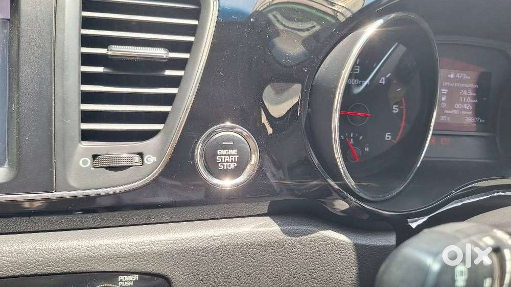 Kia Carnival Prestige, 2021, Diesel