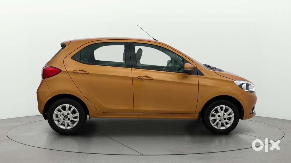Tata Tiago 1.2 Revotron XZA, 2017, Petrol
