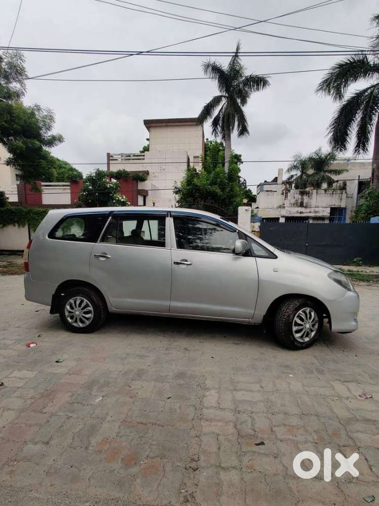 Toyota Innova 2.5 Z Diesel 7 Seater, 2009, Diesel