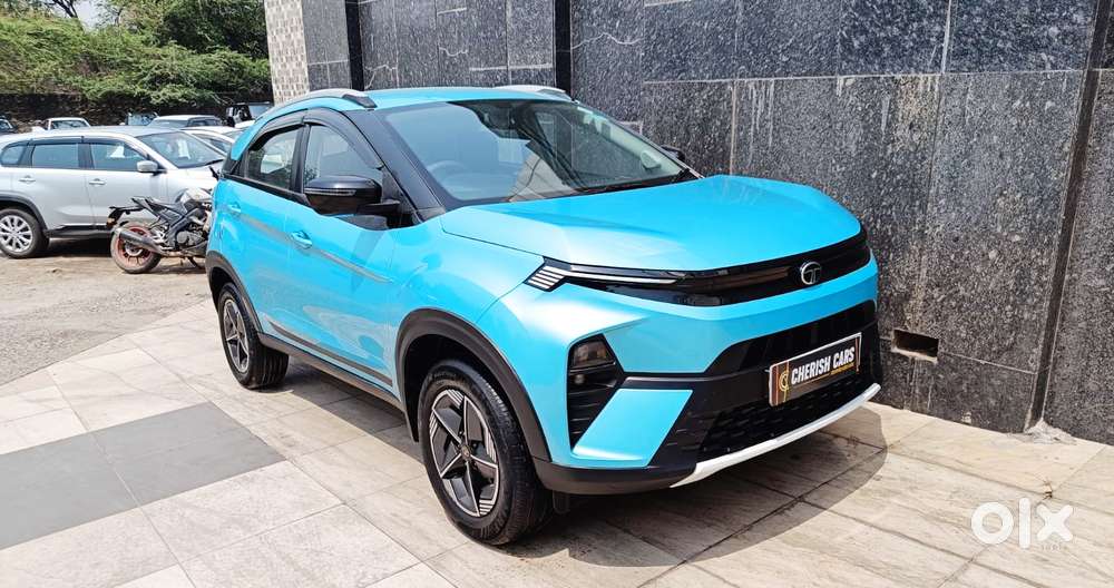 Tata Nexon Creative 1.2 Revotron Petrol 6 Mt, 2025, Cng & Hybrids