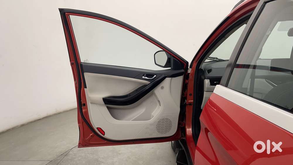 Tata Nexon 1.2 Revotron Xz, 2022, Petrol