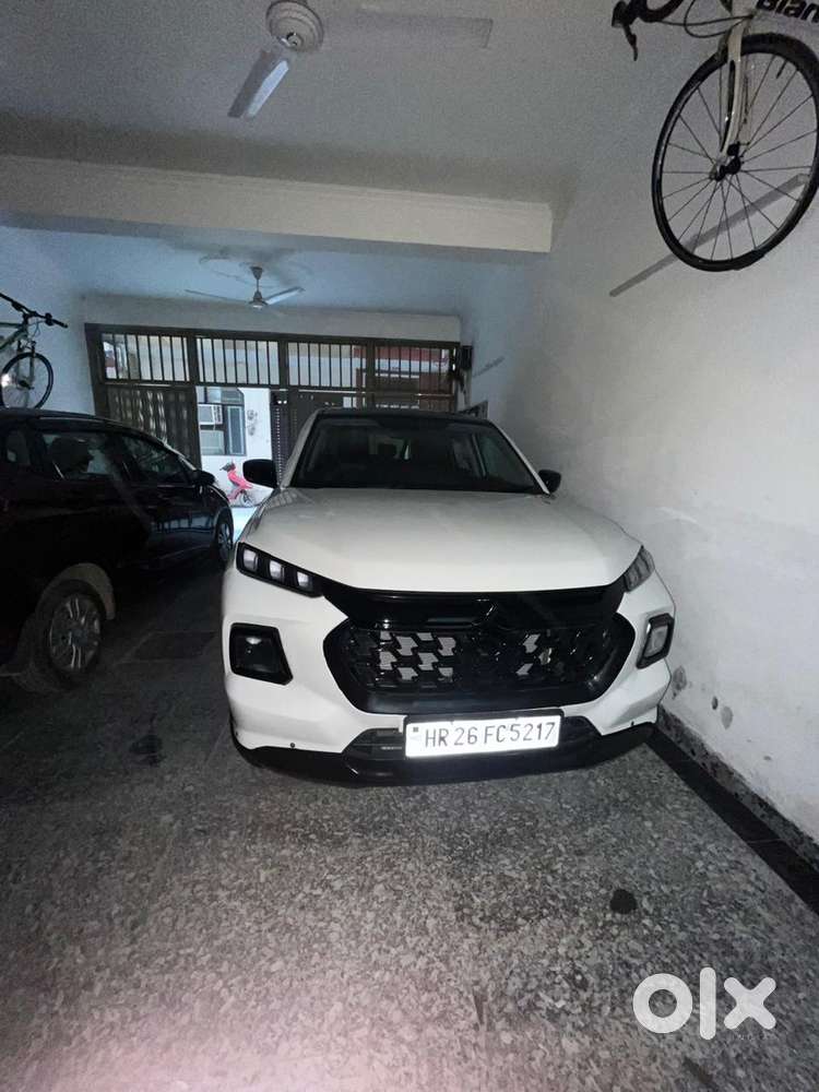 Maruti Suzuki Grand Vitara Petrol 21000 Km Driven