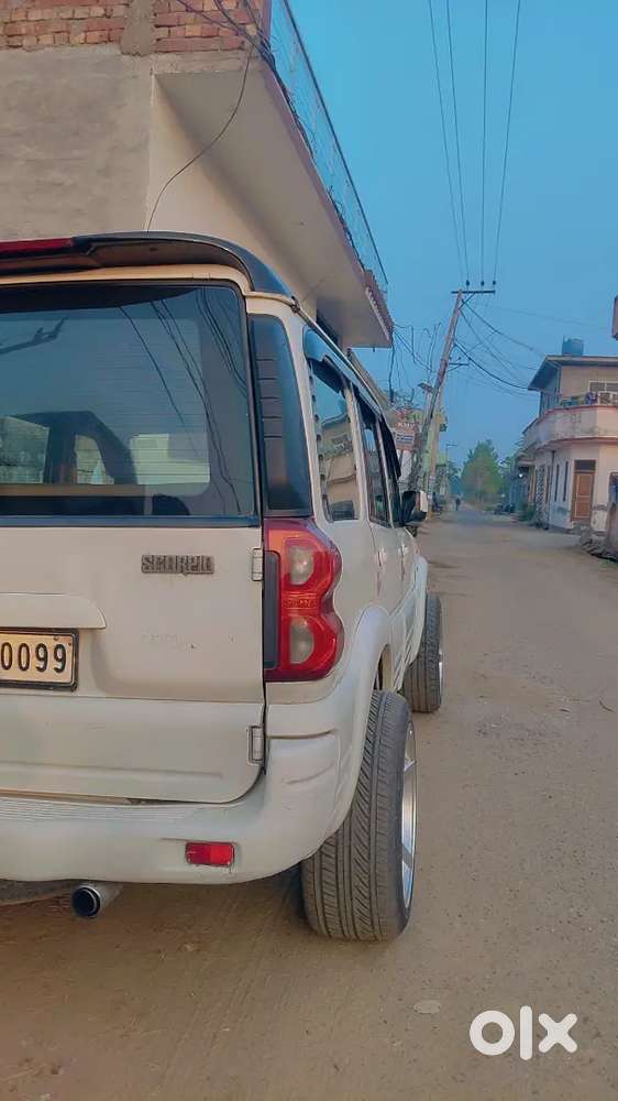 Mahindra Scorpio Classic 2006 Diesel 97000 Km Driven