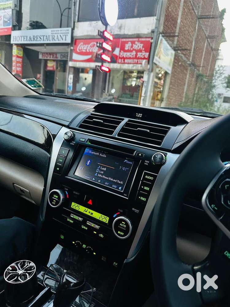 Toyota Hybrid Automatic 2013