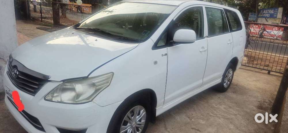 Toyota Innova 2.5 G (diesel) 7 Seater Bs Iv, 2013, Diesel