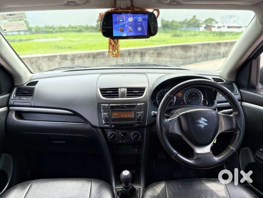 Maruti Suzuki Swift Vxi, 2016, Petrol