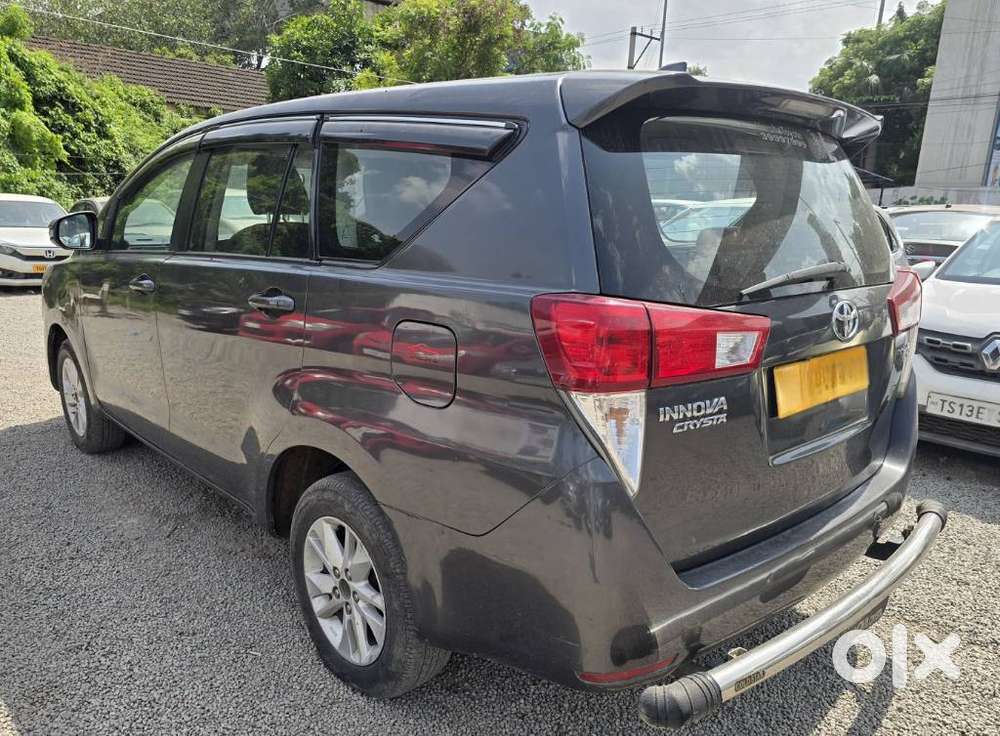Toyota Innova Crysta 2.4 G Mt 8s, 2019, Diesel