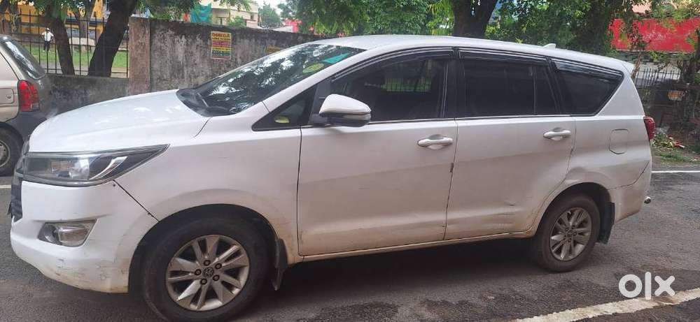 Toyota Innova Crysta G 8 Str, 2017, Diesel