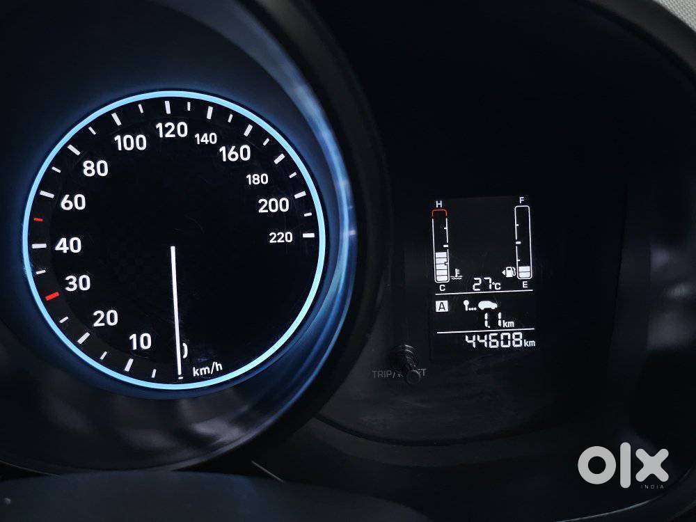 Hyundai Venue 1.2 S Plus, 2022, Petrol