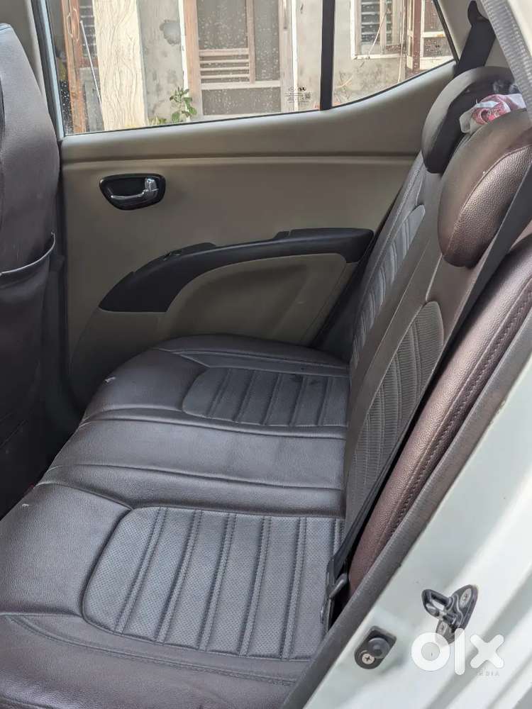Hyundai I10 Sportz 2011