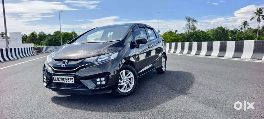 Honda Jazz V Cvt, 2017, Petrol