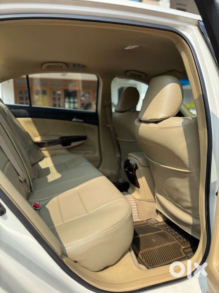 Honda Accord 2.4 Elegance Automatic, 2010, Petrol