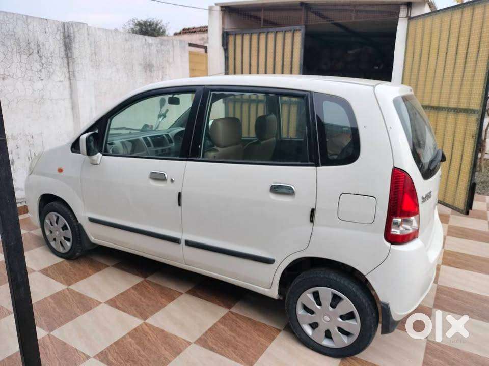 Pristine Zen Estilo Vxi (2011) – First Owner – Low Km Run