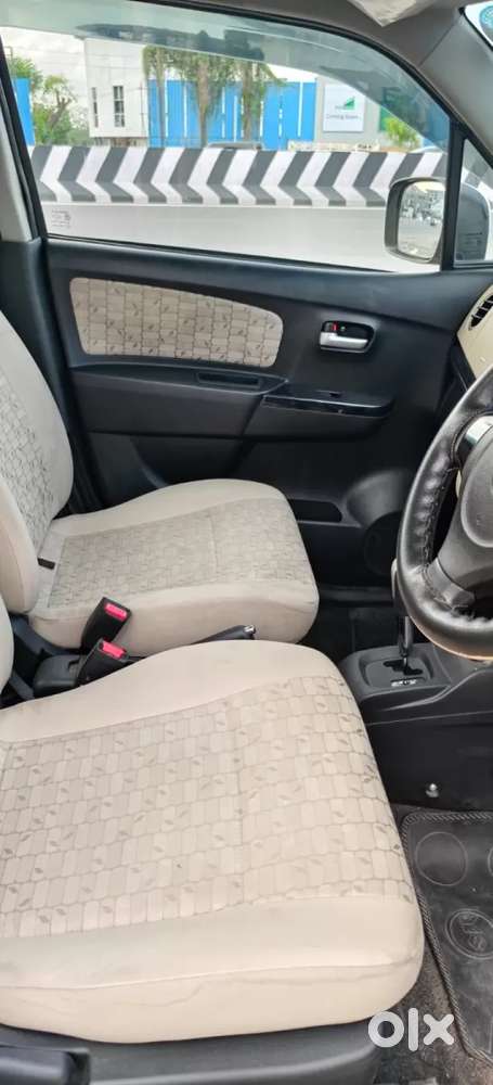 Maruti Suzuki Wagon R 1.0 Vxi Amt, 2018, Petrol