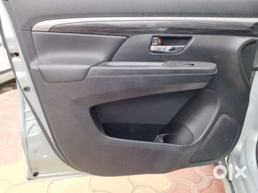 Maruti Suzuki Xl6 1.5 Zeta Mt, 2022, Petrol