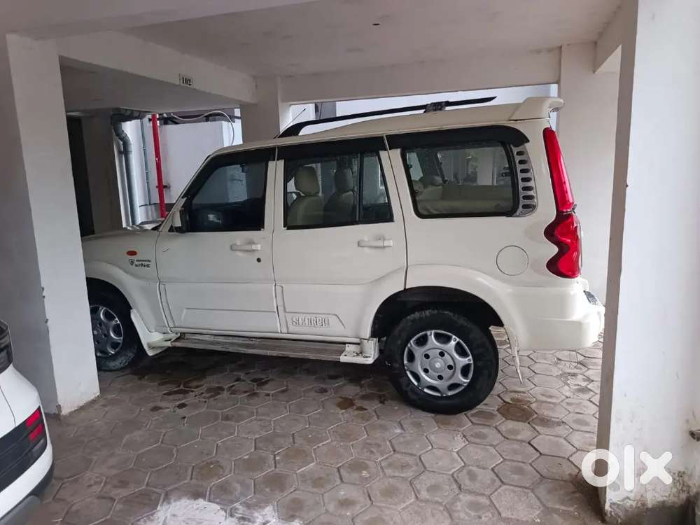 Mahindra Scorpio 2010 Diesel Manual